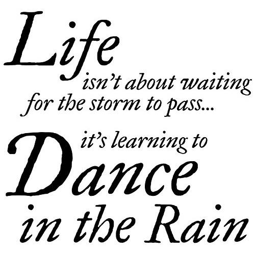 아름다운 벽면 문구, 인용구 | Life Isn’t About Waiting The Storm to 패스 Its Learning to 댄스 in The 방수 | 벽면 인용문 데칼 Saying 가정용 장식,데코 (22in x 22in) | 세이프 on 페인트 간편 to 설치
