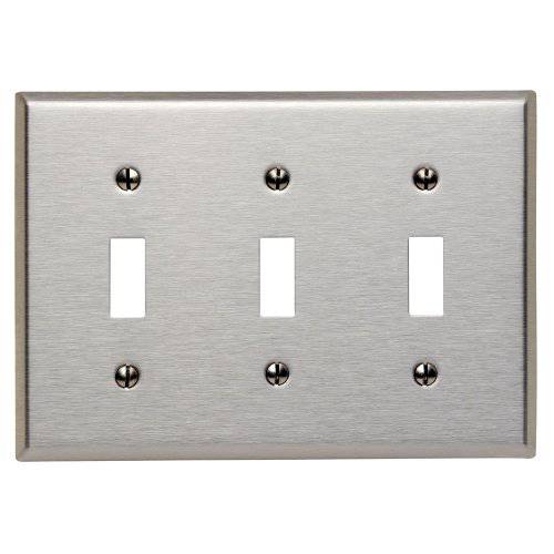 Leviton 84011 003-000 3-Toggle 스탠다드 사이즈 벽면 Plate, 3 Gang, 4.5 in L X 6.37 in W 0.187 in T, Satin, 1 pack, 스테인레스 Steel