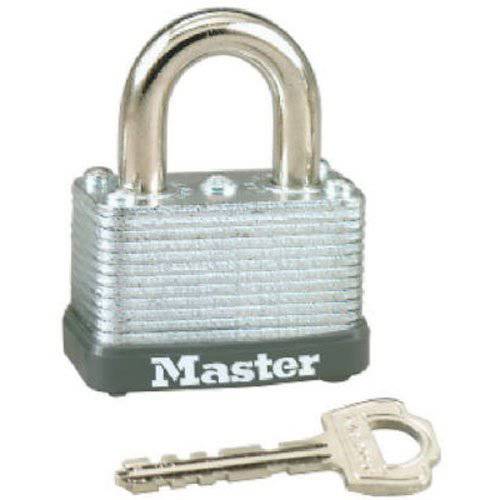 Master Lock 22D 코팅된 스틸 Warded 맹꽁이자물쇠,통자물쇠,자물쇠, 1-1/ 2-Inch 와이드 바디, 5/ 8-Inch 걸쇠 높이