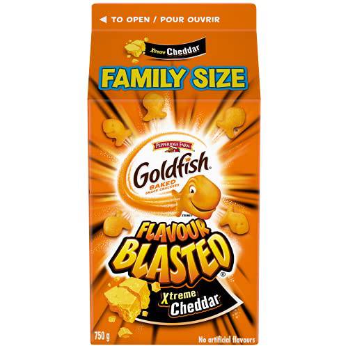 Pepperidge Farm Goldfish Flavour Blasted Xtreme Cheddar Crackers, 750g/26.5 oz, Imported from Canada}