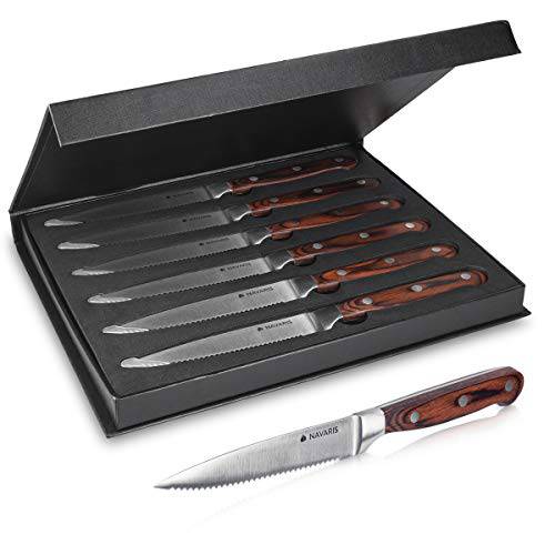 Navaris Set of Steak Knives - Set of 6 Stainless Steel Steak Knives with Wooden Handle - Serrated Blade Steak Knife Set Including Gift Box