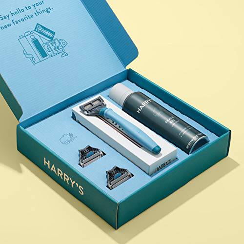 Harry’s Holiday Gift Set with Limited Edition Flurry Blue Razor Handle