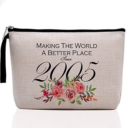 Hanamiya Na 16th Birthday Gifts for Girls- Making The World A Better Place Since 2006, Sweet 16 Gifts For Her, Teens, Friend, Sister, Daughter, Niece, Granddaughter- Makeup Bag