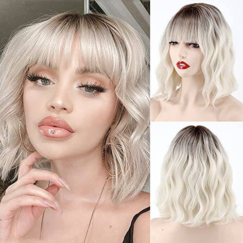 MISSQUEEN Short Platinum Blonde Ombre Wavy Wig with Bangs,Short White Blonde Wig Dark Roots for Women,Middle Part Wigs Natural Looking for Daily Use